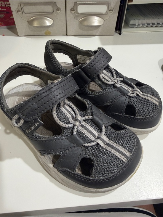 Columbia Other - Columbia Boys Grey and White Closed-Toe athletic Sandals